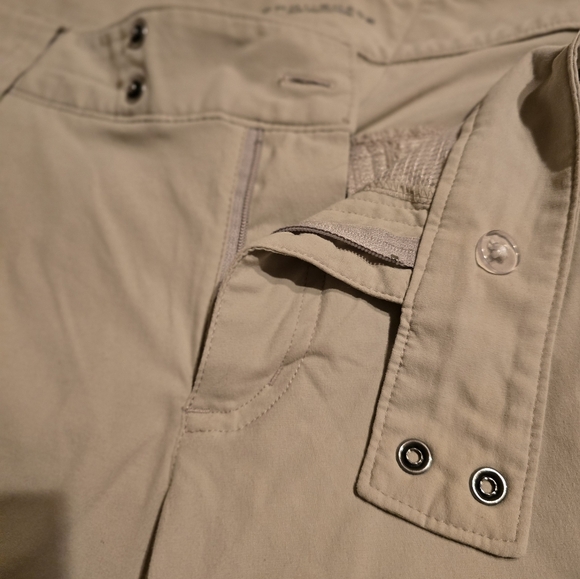 Columbia omni-shade capris, size 10 - Picture 5 of 5